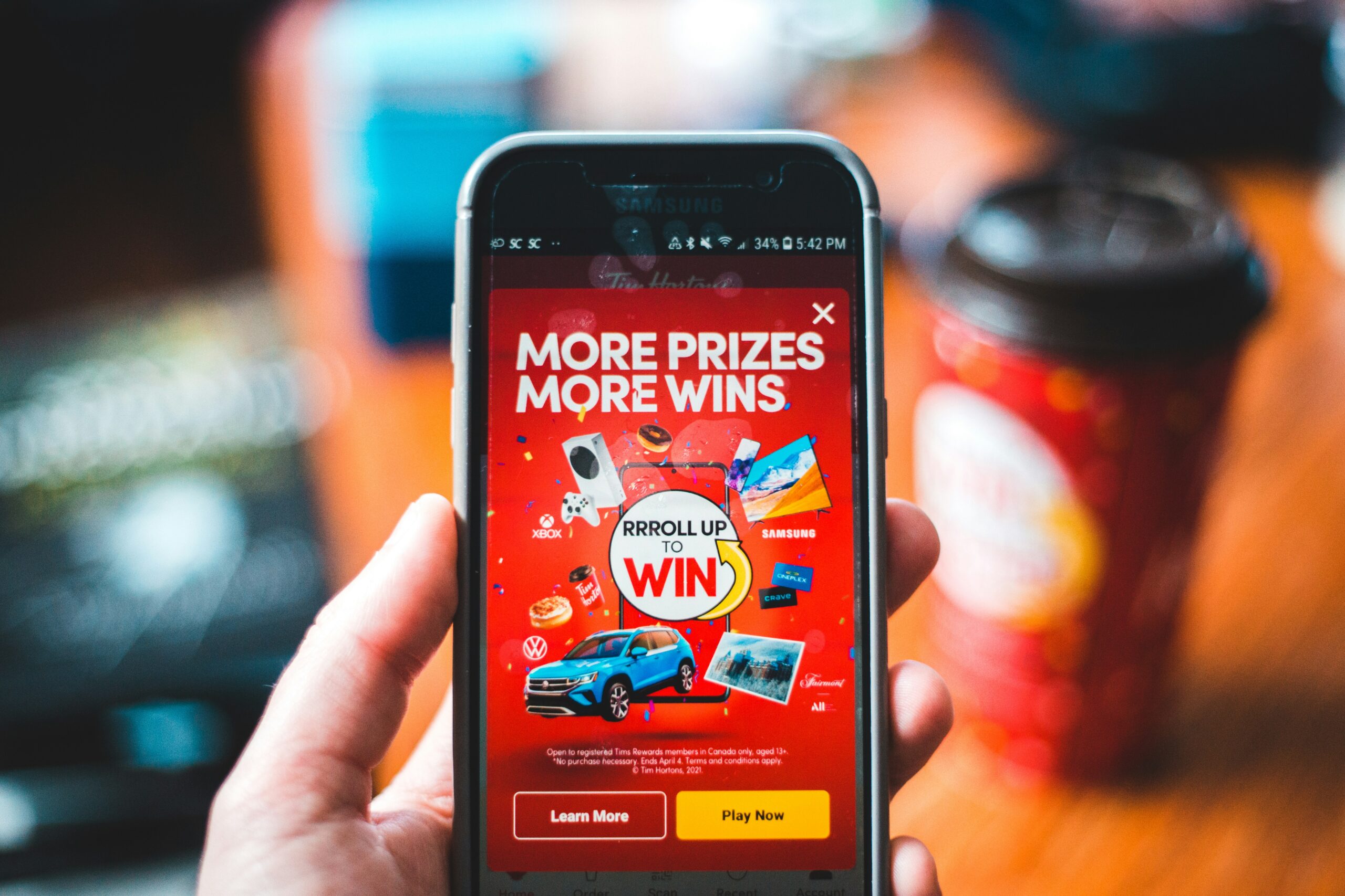 Mobile Sports Betting in 2025: Trends, Tools & What’s Next
