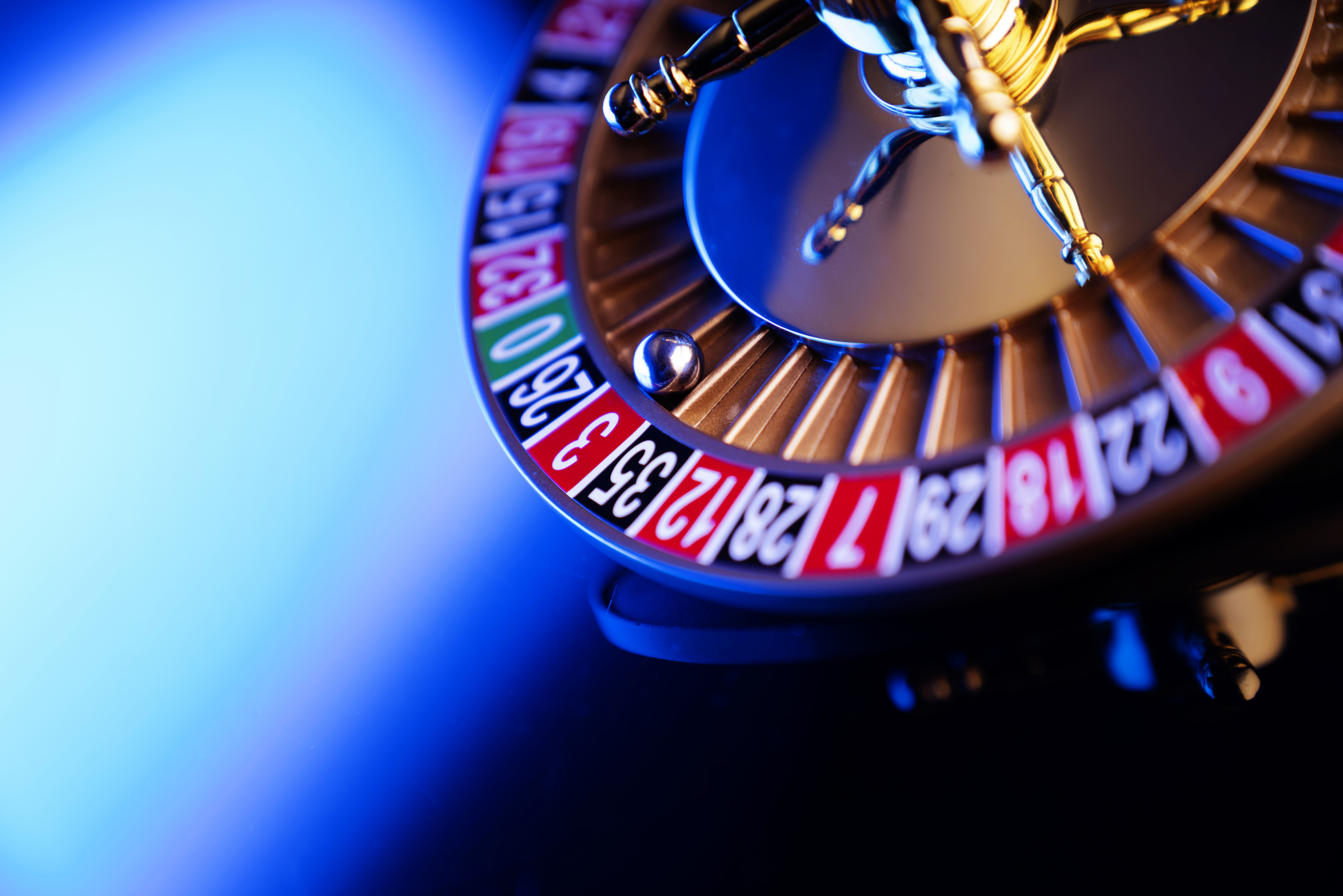 Mastering Live Casino Games Safely: Practice First, Play Later