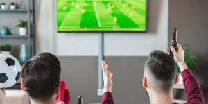 Five Betting Mistakes Every Football Fan Needs to Avoid